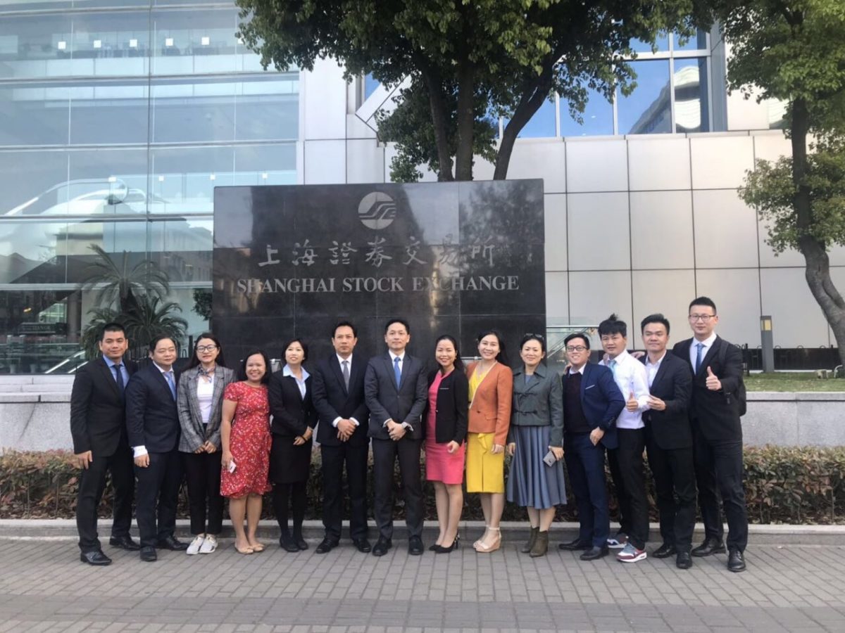 YUANTA VIỆT NAM HỌC HỎI VÀ TRAO ĐỔI KINH NGHIỆM CÙNG CÔNG TY CHỨNG KHOÁN GUOTAI JUNAN TẠI THƯỢNG HẢI