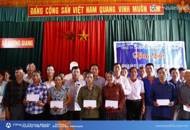 CHỨNG KHOÁN YUANTA VIỆT NAM  CỨU TRỢ ĐỒNG BÀO VÙNG LŨ TẠI HƯƠNG KHÊ – HÀ TĨNH